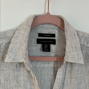 Woman’s TAHARI 100% Linen Buttoned Down Shirt.   White with Black Pinstripes.